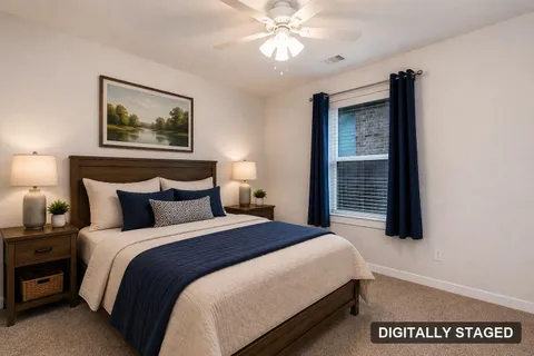 Third bedroom, digitally staged (digitally staged)