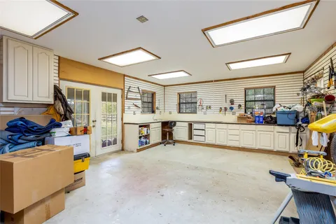 Workshop building